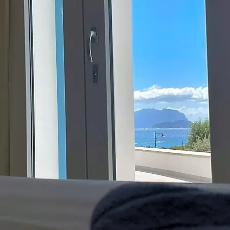 Domus De Diana Bed & Breakfast 3*